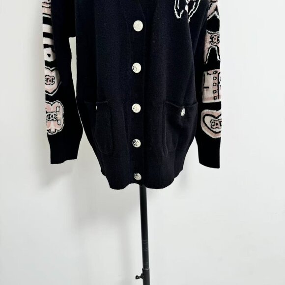 Chanel Black Knit Cardigan Cartoon Embroidery Plays Up Luxury Childlike Style - Picture 5 of 11